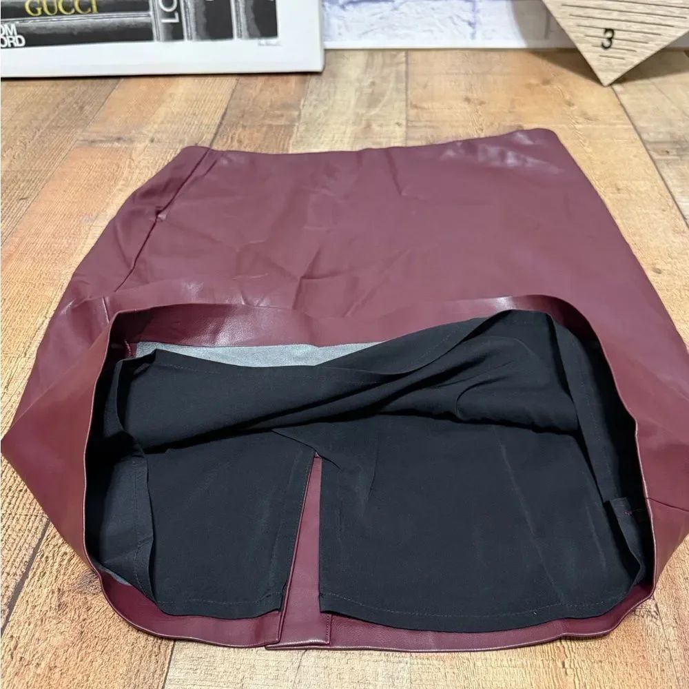 THEORY Women Faux Leather clean pencil Skirt bedford NWT burgundy size 12 - Picture 14 of 15
